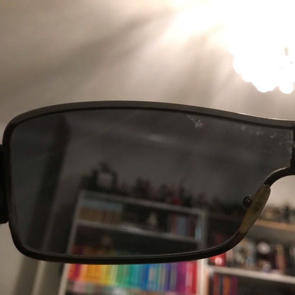 SOLD-Men’s Prada Sunglasses - Picture 8 of 9